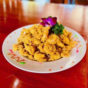 Mực lăn bột chiên 